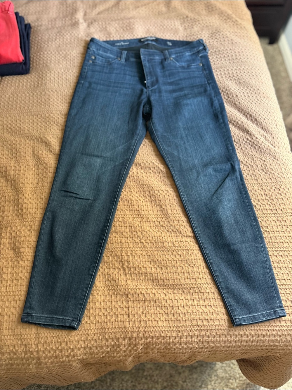 Liverpool Women’s Ankle Crop Skinny Jeans in Dark Blue Denim